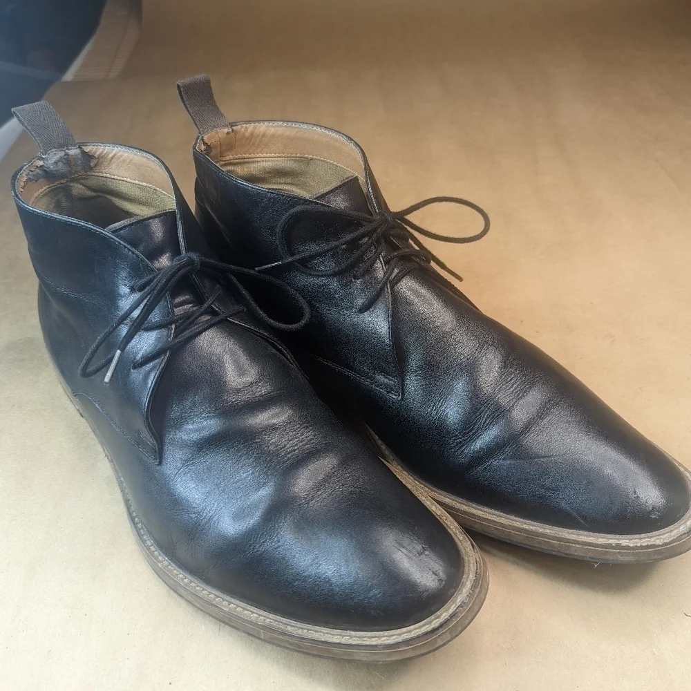 Aldo ankle boots men's size 14M black leather lace up. Some peeling inside liner